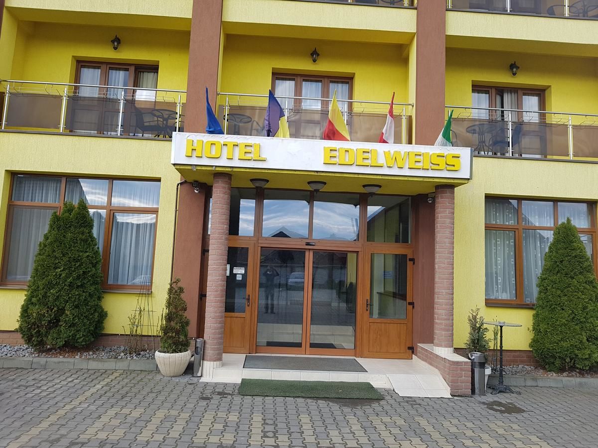 Отель Hotel Edelweiss Медиаш-6